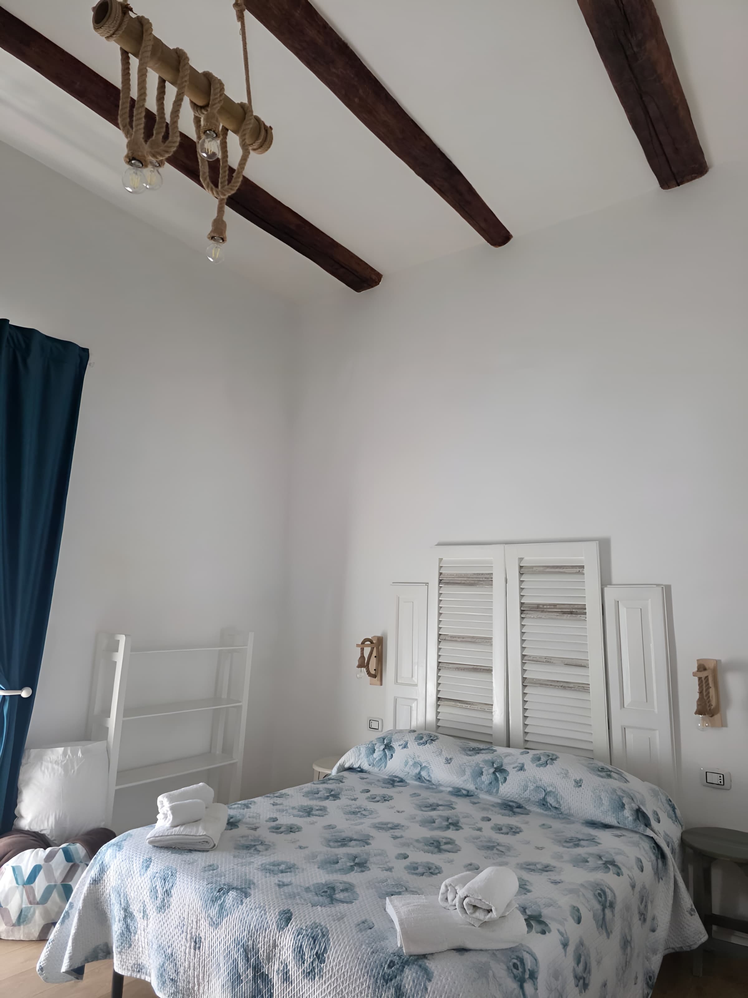 Camera Quadrupla Standard - Quartino Napoletano B&B Napoli centro storico - 25 m², Famiglia, Frigorifero